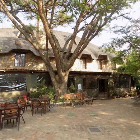 The Farm Inn Претория Екстериор снимка