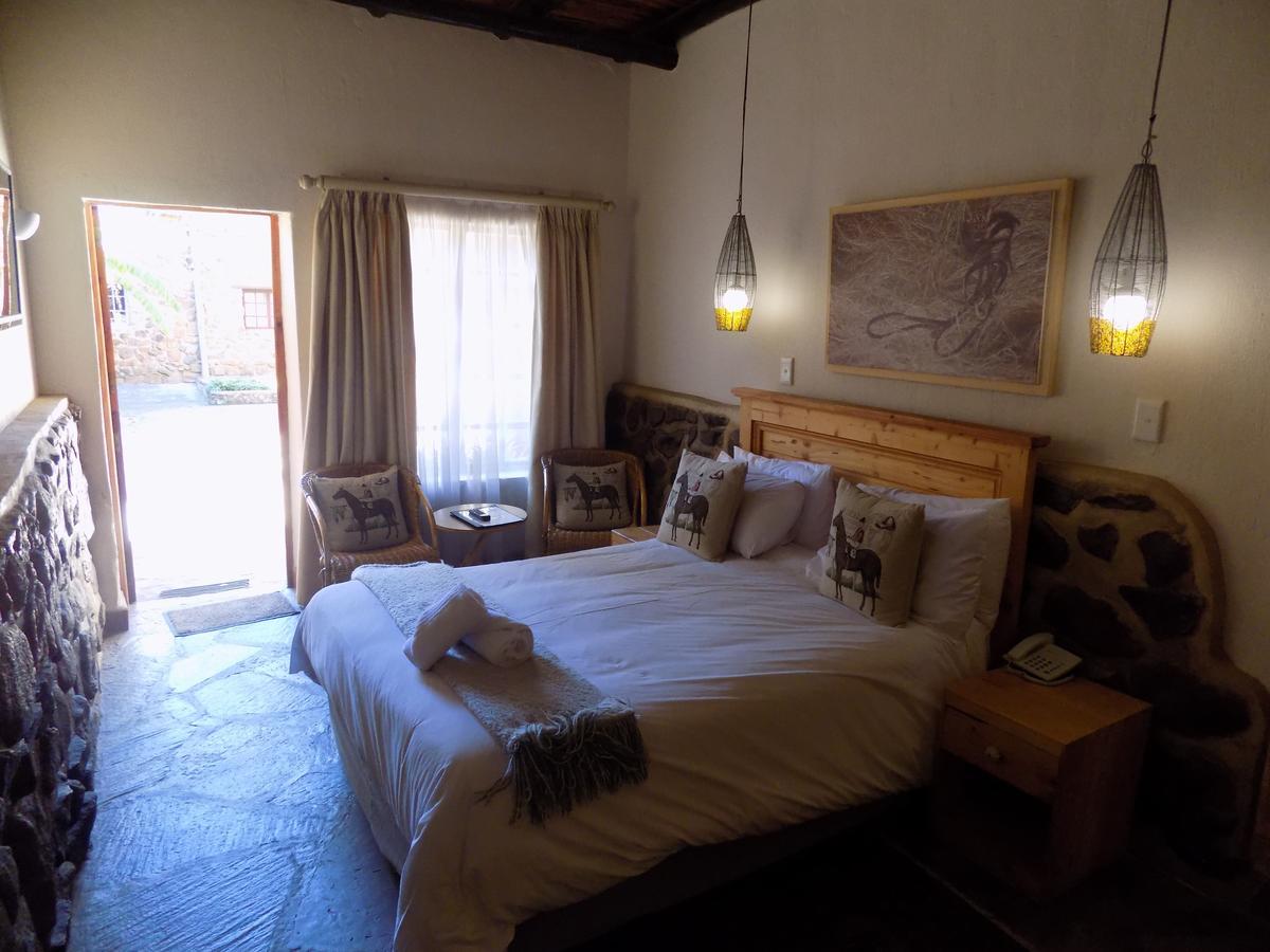 The Farm Inn Претория Екстериор снимка