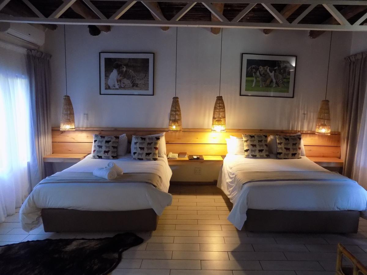 The Farm Inn Претория Екстериор снимка