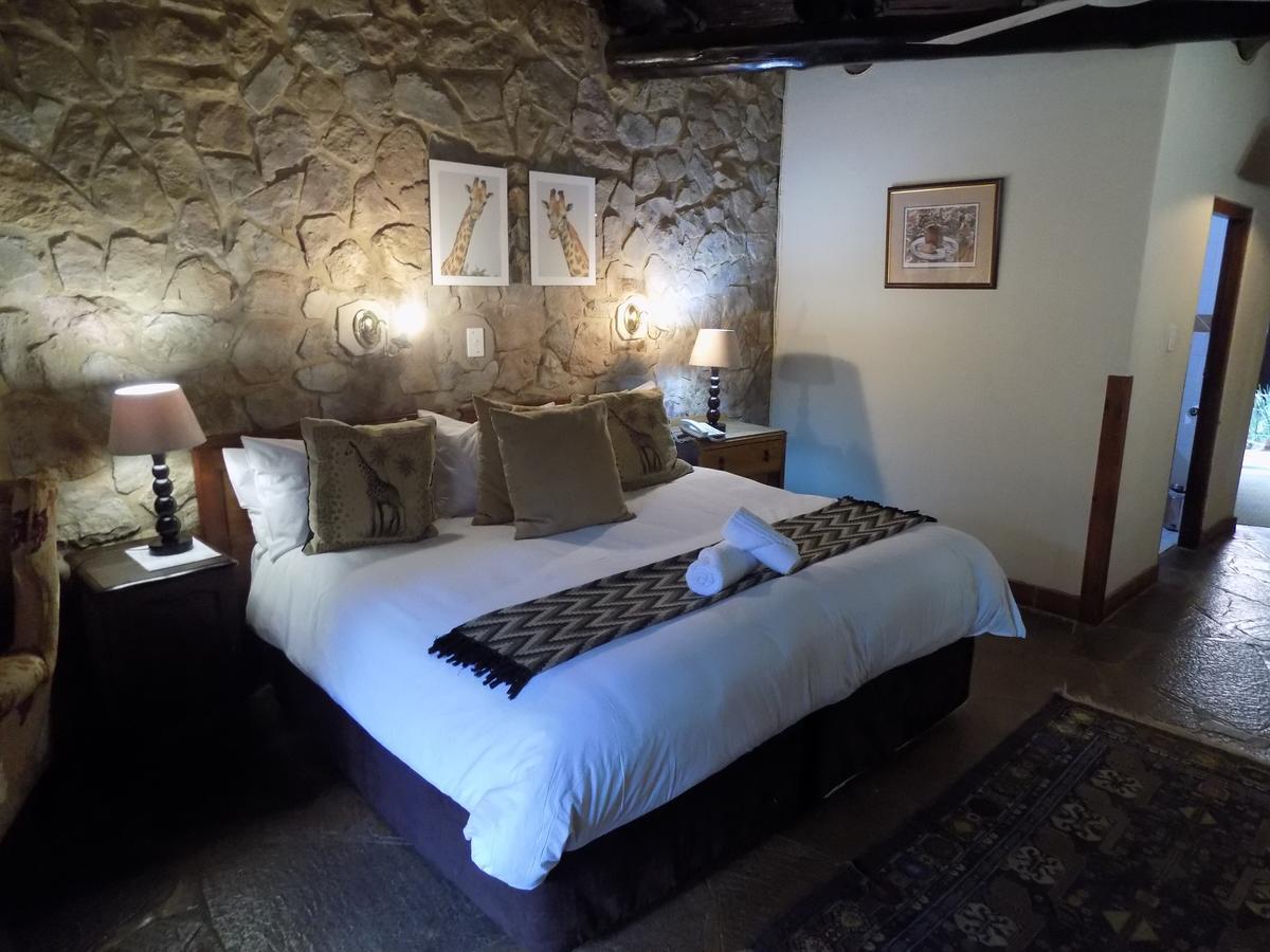 The Farm Inn Претория Екстериор снимка